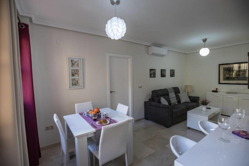 Apartamento Calle Sierpes Sevilla Buitenkant foto
