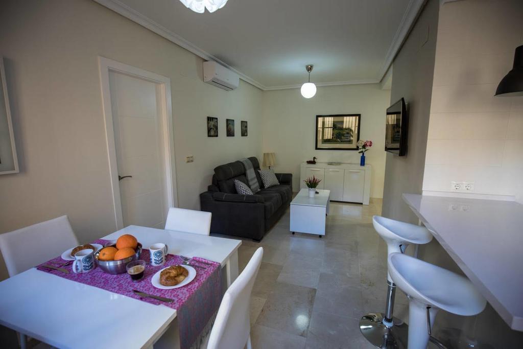 Apartamento Calle Sierpes Sevilla Buitenkant foto