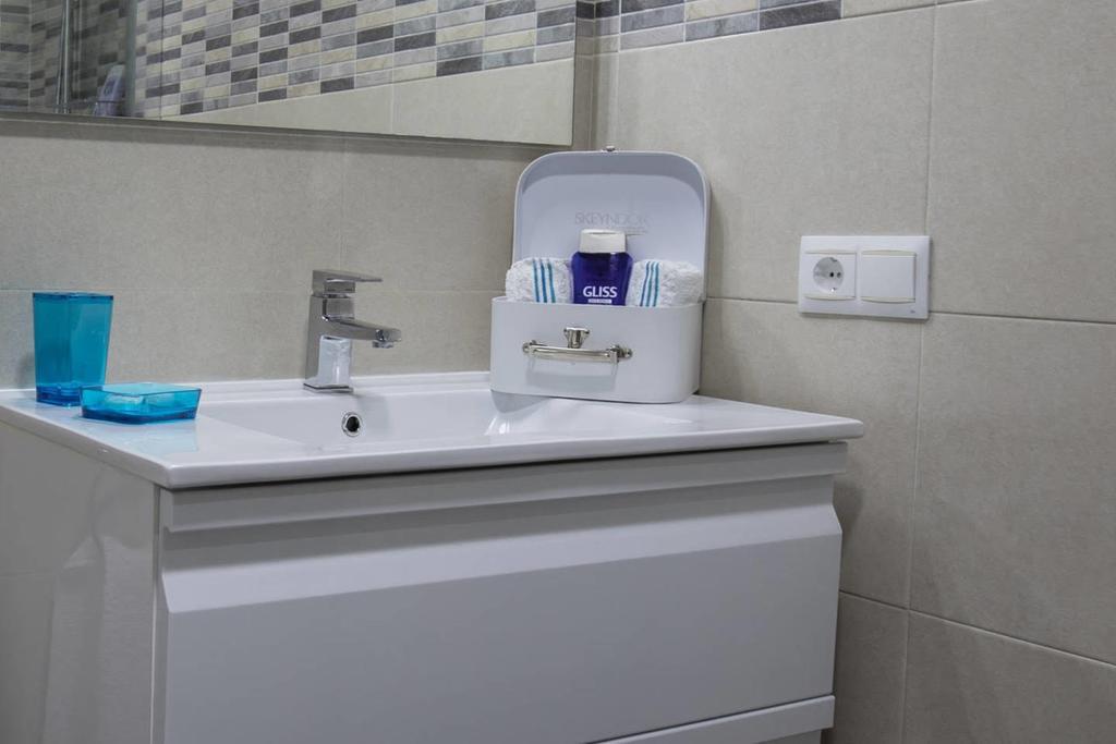Apartamento Calle Sierpes Sevilla Buitenkant foto