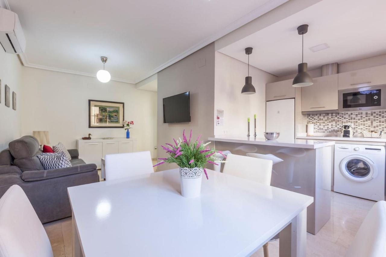 Apartamento Calle Sierpes Sevilla Buitenkant foto